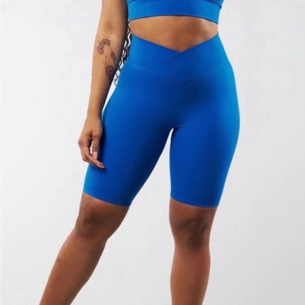 Buffbunny siren short